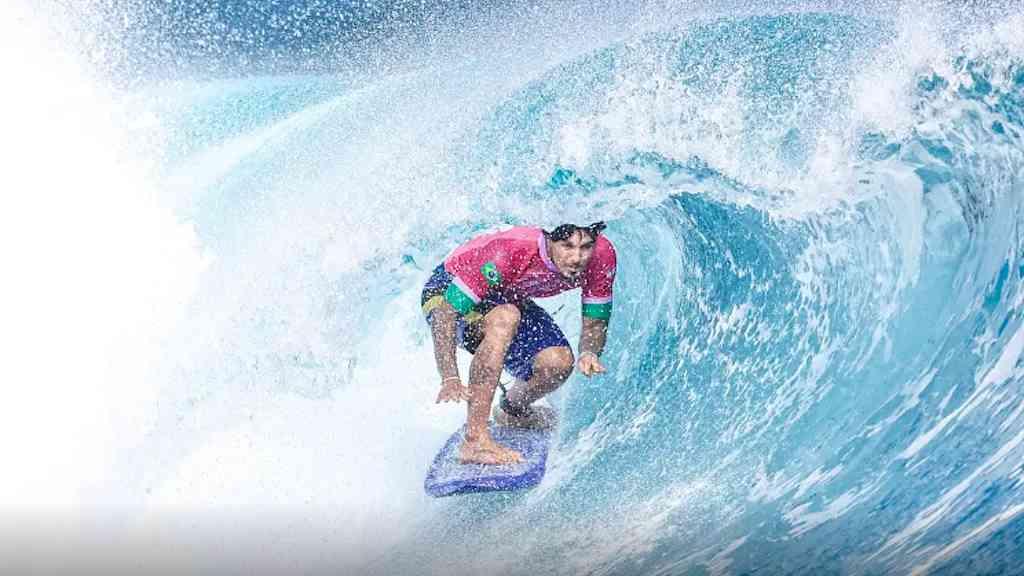 Gabriel Medina voltará ao Circuito Mundial em 2026 | Tricampeão mundial sofreu uma lesão no ombro esquerdo em janeiro