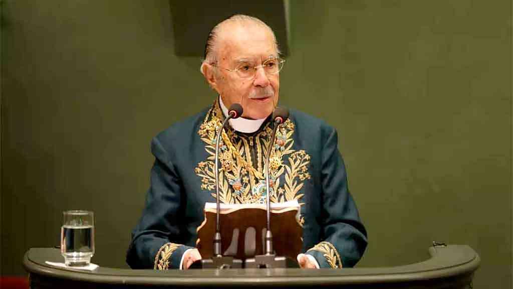 Sarney relança três obras literárias, em noite de autógrafos | Ex-presidente e acadêmico da ABL, Sarney é autor de romances