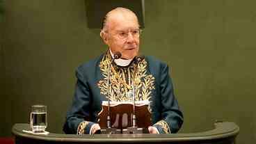 Sarney relança três obras literárias na ABL