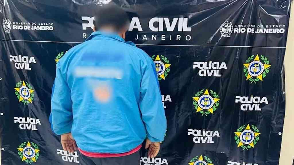 Homem é detido por ataque contra jovem com síndrome de Down | Polícia prende suspeito de agressão a jovem com síndrome de Down