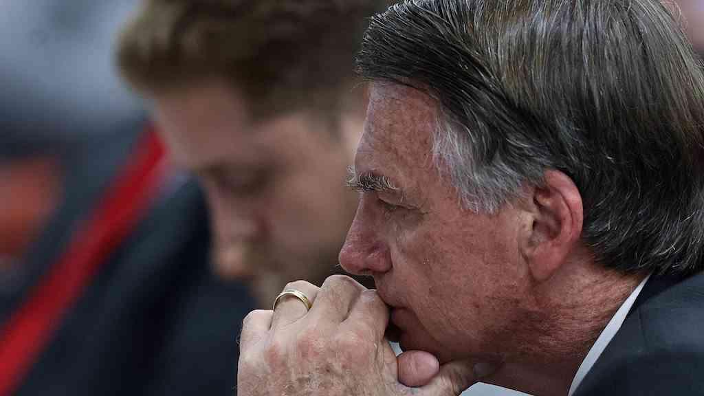 Golpistas presos, a luta segue | Jair Bolsonaro durante julgamento