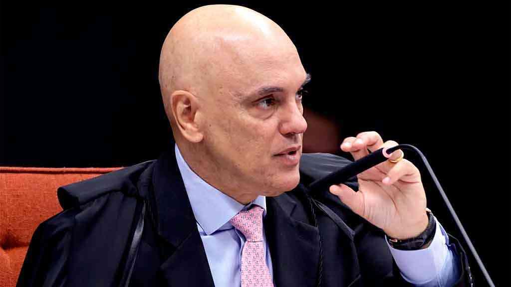 Alexandre de Moraes agiliza procedimentos pela extradição de Ramagem | O ministro Alexandre de Moraes determinou a prisão de Ramagem