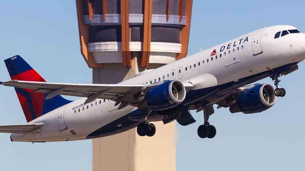 Airbus determina recall e frotas de A320 passam por checagem | Perda súbita de altitude de um avião A320 em outubro motivou o recall da Airbus [imagem ilustrativa]