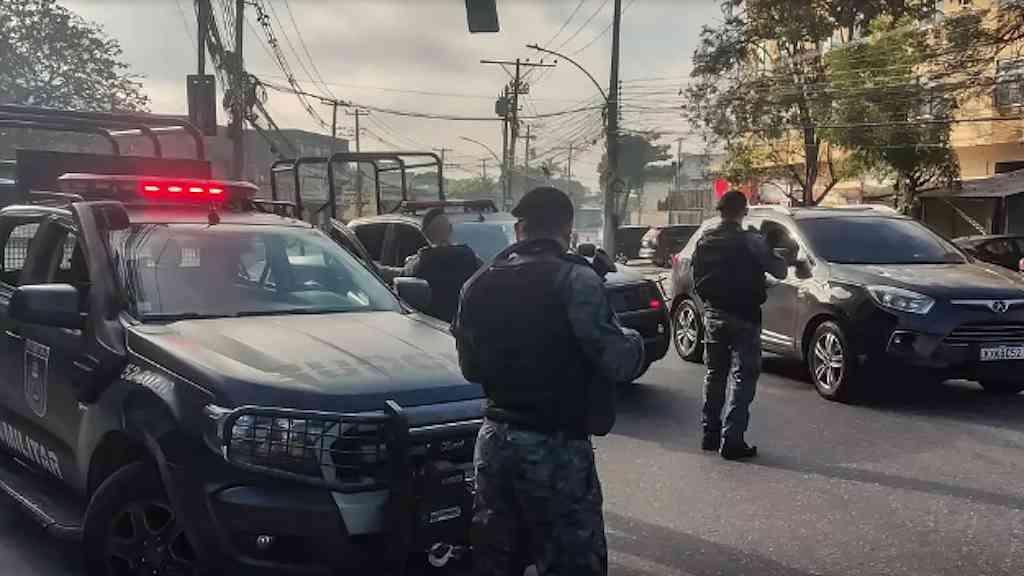 MP apresenta novas denúncias contra PMs por crimes na Contenção | Entre os crimes, estão peculato, violação de domicílio e roubo