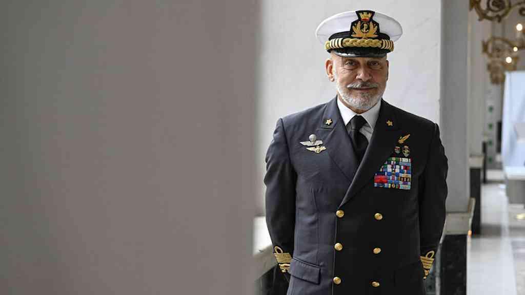 Almirante da Otan recua e afirma que aliança atua apenas na defesa | Giuseppe Cavo Dragone, presidente do Comando Militar da Otan