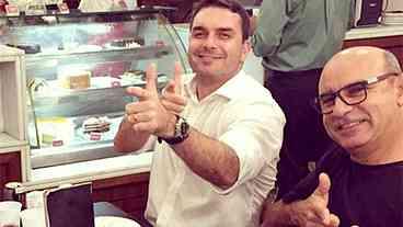 Bolsonaro escolhe Flávio '01' para presidência em 2026