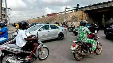 Governo do Benin nega controle militar