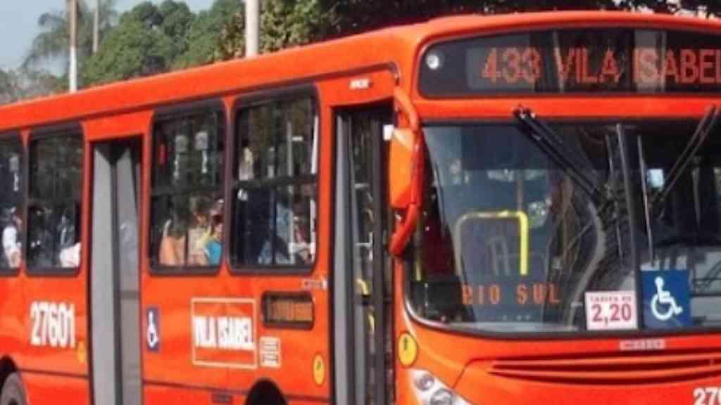 Tarifa zero no transporte público é prioridade para Lula | Muitas cidades já liberaram as catracas dos ônibus urbanos