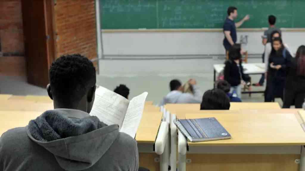 SC proíbe adoção de cotas raciais no ensino superior estadual | Proibição vale para estudantes e funcionários