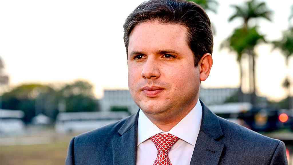 Hugo Motta e Arthur Lira são derrotados em manobras do ‘Centrão’ | O deputado Hugo Motta (Republicanos-PB) foi criticado pelo líder do Centrão, deputado Arthur Lira (PP-AL)