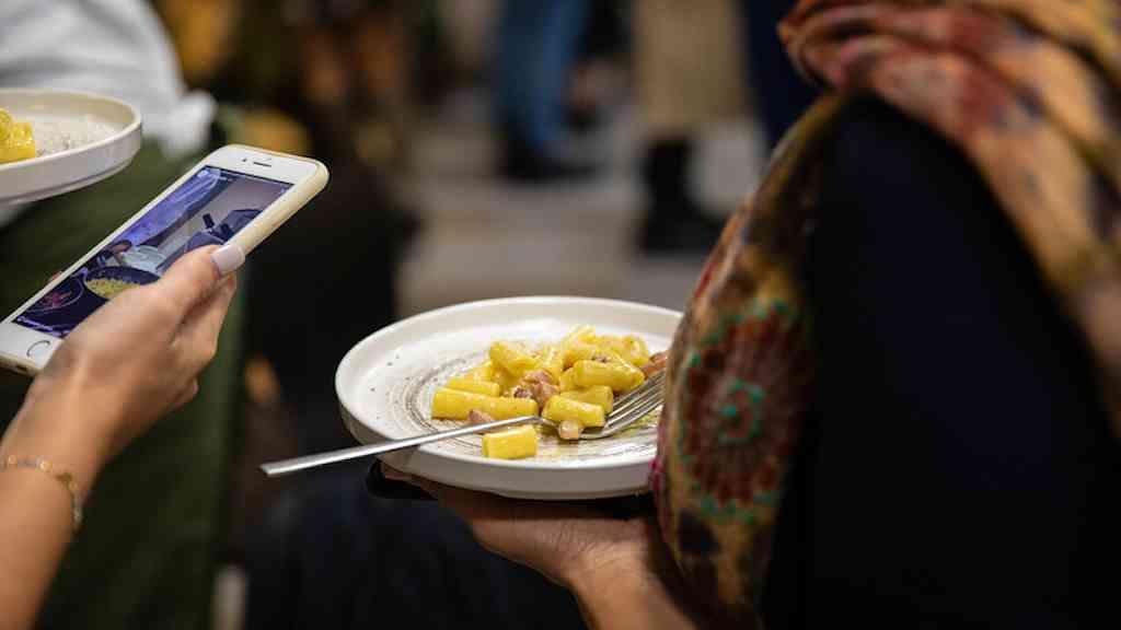 Turista aplica calote de 700 euros em restaurante de Veneza | Funcionários de restaurante desconfiaram de atitude