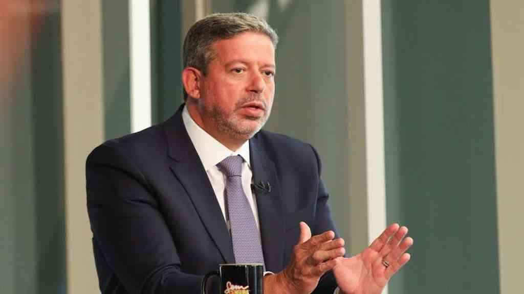 Gestora do ‘Orçamento Secreto’ no Congresso é alvo da PF | Ex-presidente da Câmara, o deputado Arthur Lira (PP-AL) liberou as emendas do Orçamento Secreto