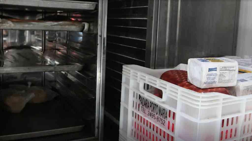 Apagão em SP provoca prejuízos a bares, hotéis e restaurantes | Estimativa da Fhoresp é do prejuízo chegar a R$ 100 milhões