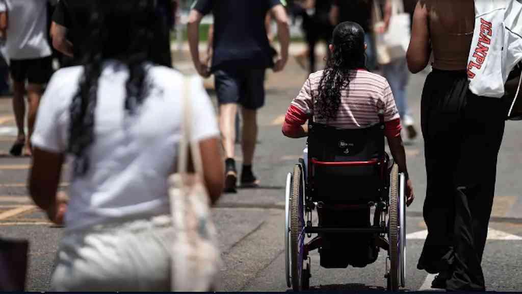 Reaplicação do Enem tem início em todo o país | Provas do Enem PPL também serão aplicadas