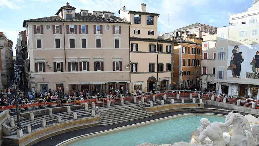 Roma quer limitar acesso e cobrar ingresso na Fontana di Trevi | Vista da Fontana di Trevi, no centro histórico de Roma