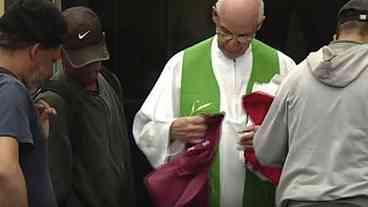 Dom Odilo Scherer proíbe padre Lancelotti de rezar missa