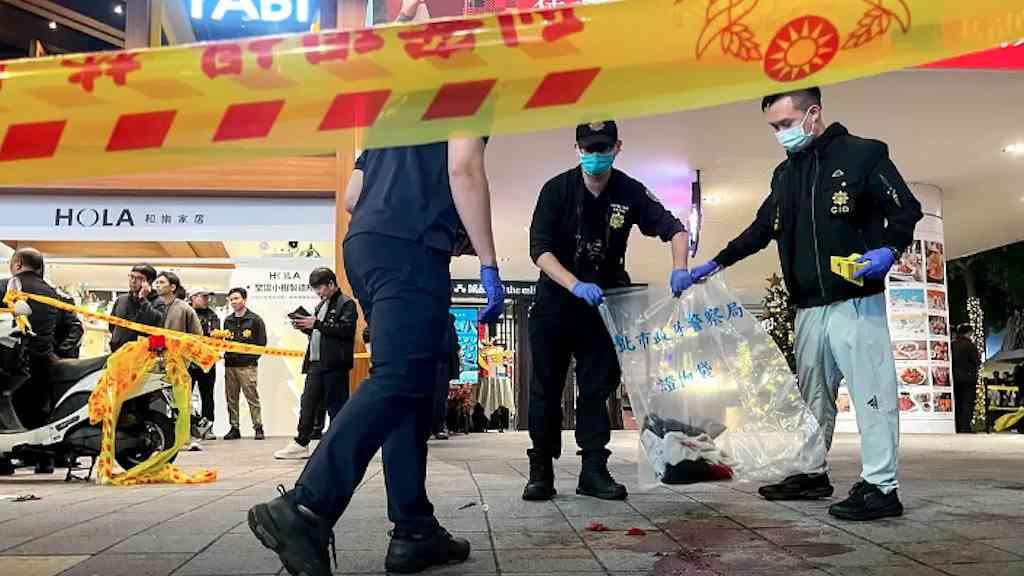 Ataque em principal estação de metrô de Taiwan deixa mortos | Ao menos três pessoas morreram e 11 ficaram feridas