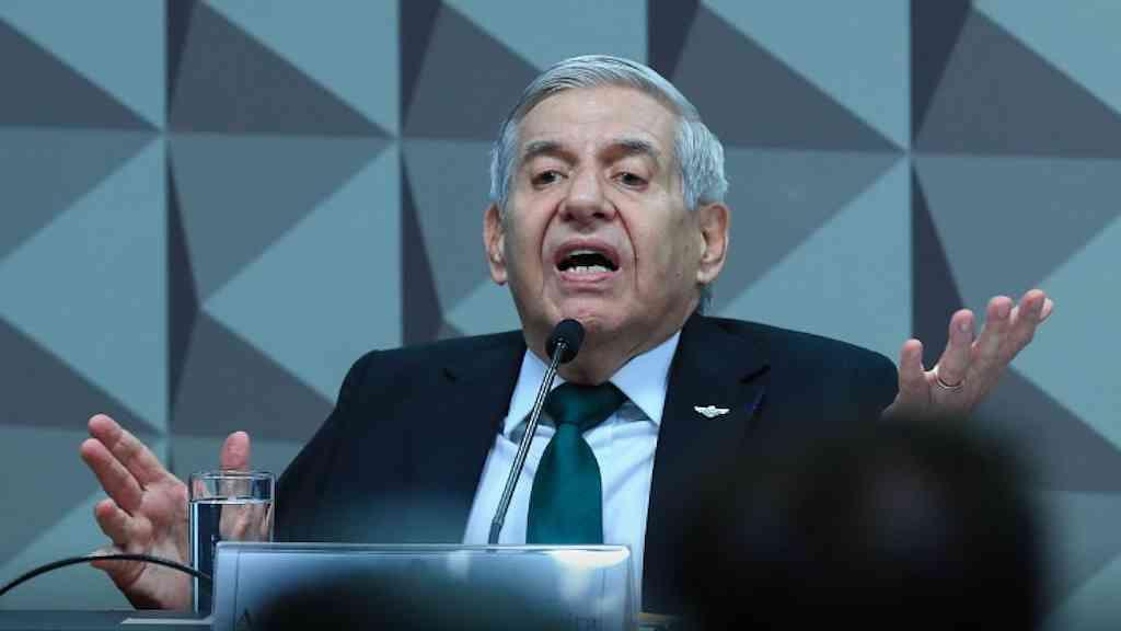 Heleno deixa prisão militar e passa a cumprir domiciliar | General é um presos pela tentativa de golpe de Estado julgada no STF