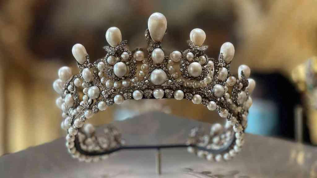 Retrospectiva: os principais acontecimentos de 2025 no Brasil e no mundo | Jóias de valor “inestimável” foram roubadas do Louvre