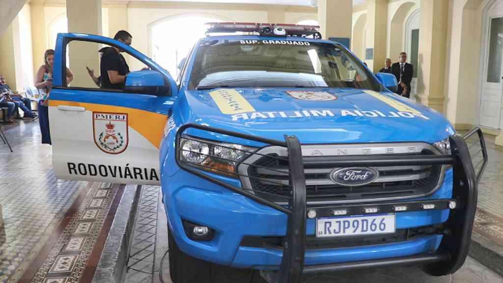 Réveillon no Rio terá viaturas com câmeras, anuncia governo | Governo apresenta esquema de segurança para o Réveillon no Rio