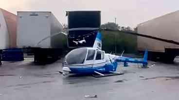 Helicóptero da Band cai em Guarulhos, sem feridos graves