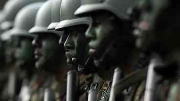 Golpe e Traição: Análise das Forças Armadas