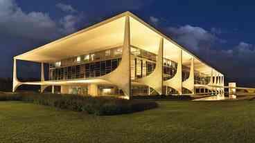 Lula critica ataque dos EUA à Venezuela