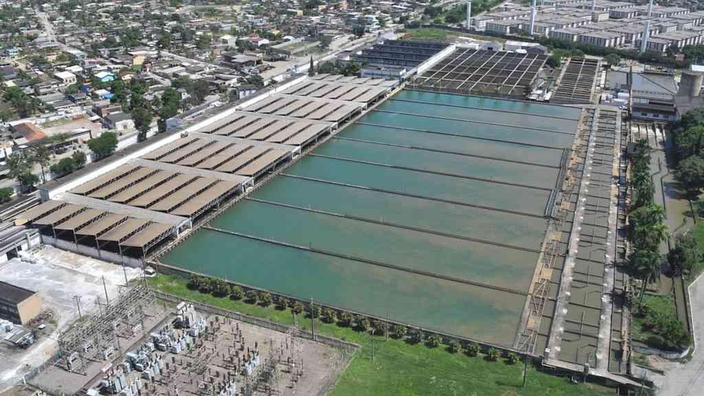 Rompimento na rede compromete fornecimento de água no Rio e na Baixada | Sistema Guandu é responsável pelo abastecimento de água para mais de 10 milhões de pessoas