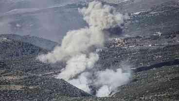 Israel Bombardeia Alvos do Hezbollah no Líbano