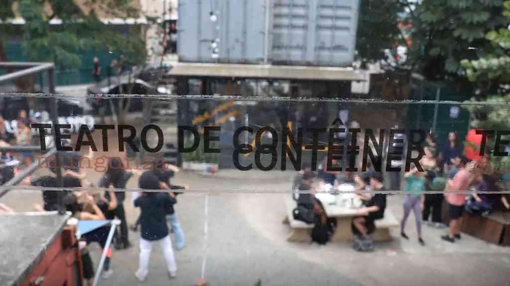 Prefeitura de SP retoma área ocupada pelo Teatro de Contêiner | Cia teatral já havia concordado em mudar para outro espaço