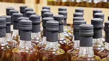 Anvisa proíbe azeite e suspende venda de doce de leite