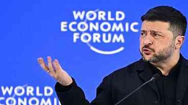 Zelensky avalia conversas construtivas sobre a guerra