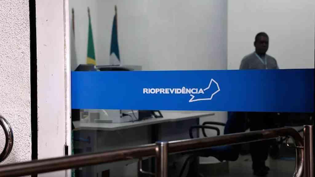 Cláudio Castro demite presidente da Rioprevidência | Deivis Marcon Antunes foi alvo de operação da Polícia Federal