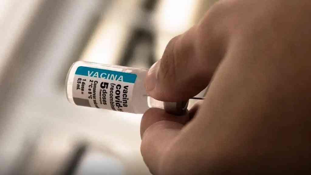 Cinco anos após vacinação, covid recua, mas segue em alerta | Em 2025, foram registradas 1,7 mil mortes após infecção da doença