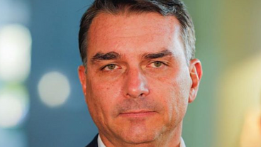 Apoio à pré-candidatura de Flávio Bolsonaro em debate