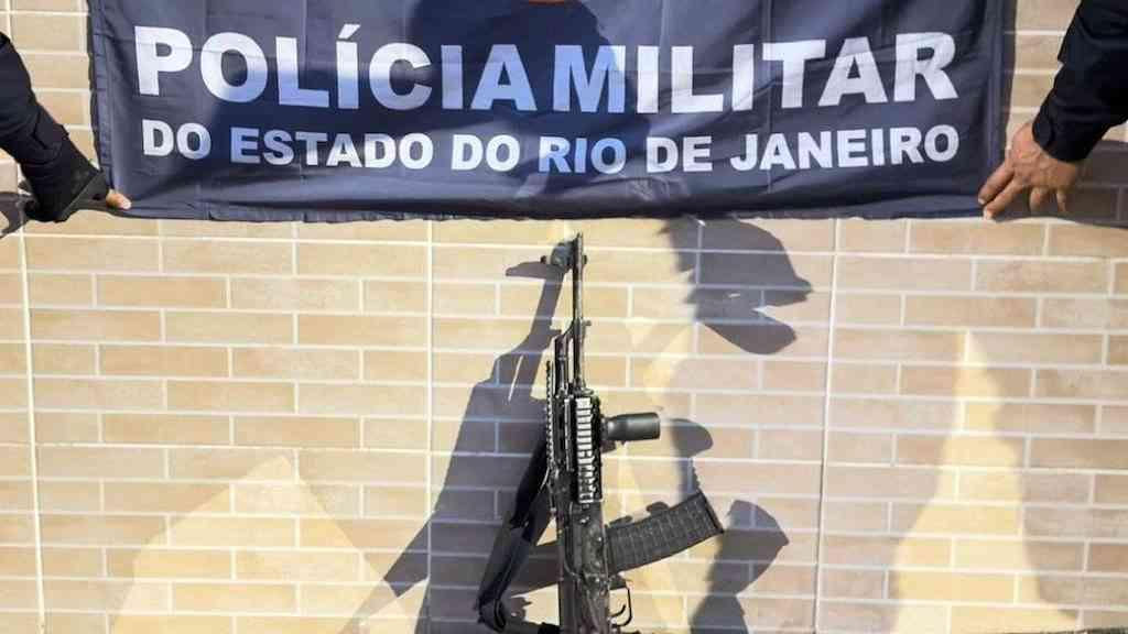 Ação policial termina com tiroteio e morte na Vila Kosmos | Um tiroteio entre policiais militares e criminosos deixou um suspeito morto e outro ferido