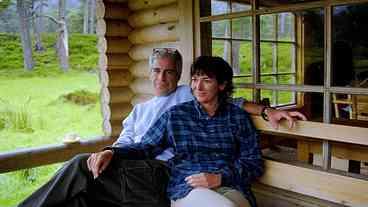 Maxwell Busca Indulto de Trump para Depor