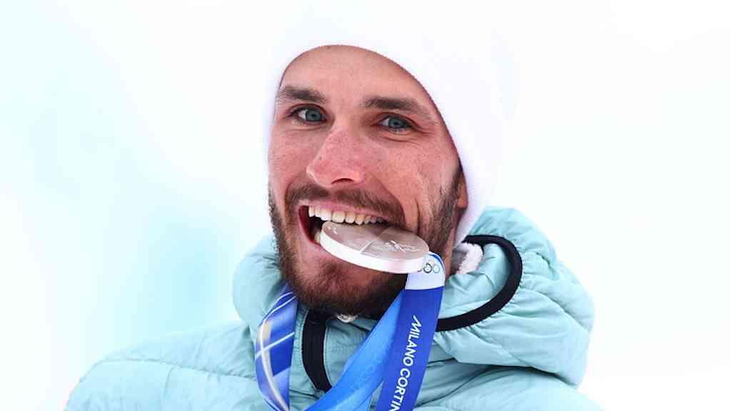 Russo conquista medalha inédita como atleta neutro | Filippov ficou com prata na prova de sprint do esqui de montanha