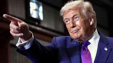 Trump divulga arquivos sobre OVNIs e alienígenas