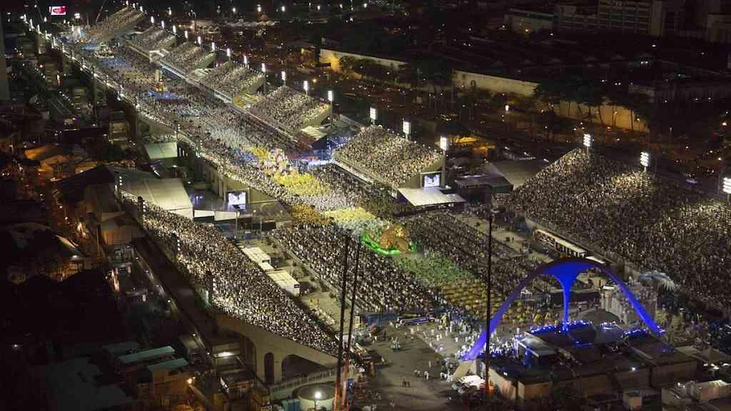 Rio lidera entrada de turistas estrangeiros no Carnaval 2026 | Rio puxa alta e Brasil bate recorde de turistas no Carnaval
