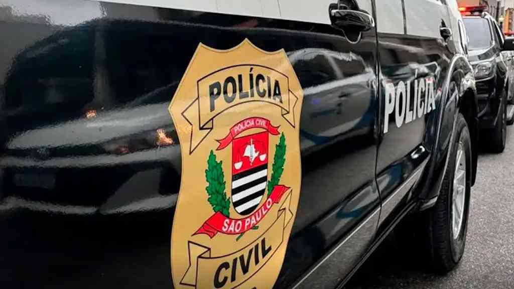 Polícia encontra corpo esquartejado em mala na capital paulista | Brasil atinge recorde de 1.518 vítimas de feminicídios em 2025