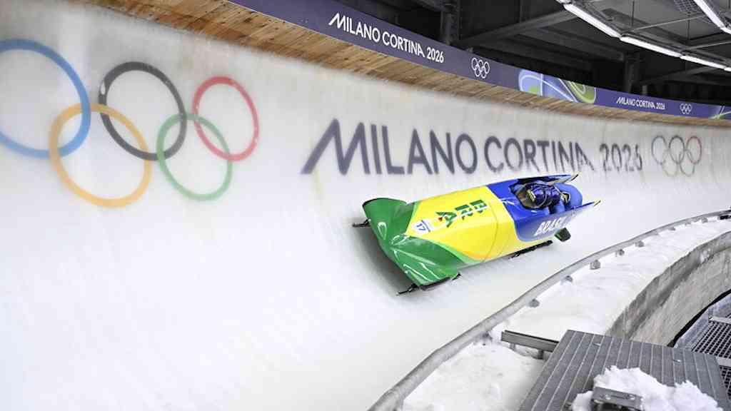 Brasil entra no top 20 do bobsled 4-man e faz história | Edson Bindilatti celebrou top 20 do Brasil no bobsled nos Jogos de Milão-Cortina