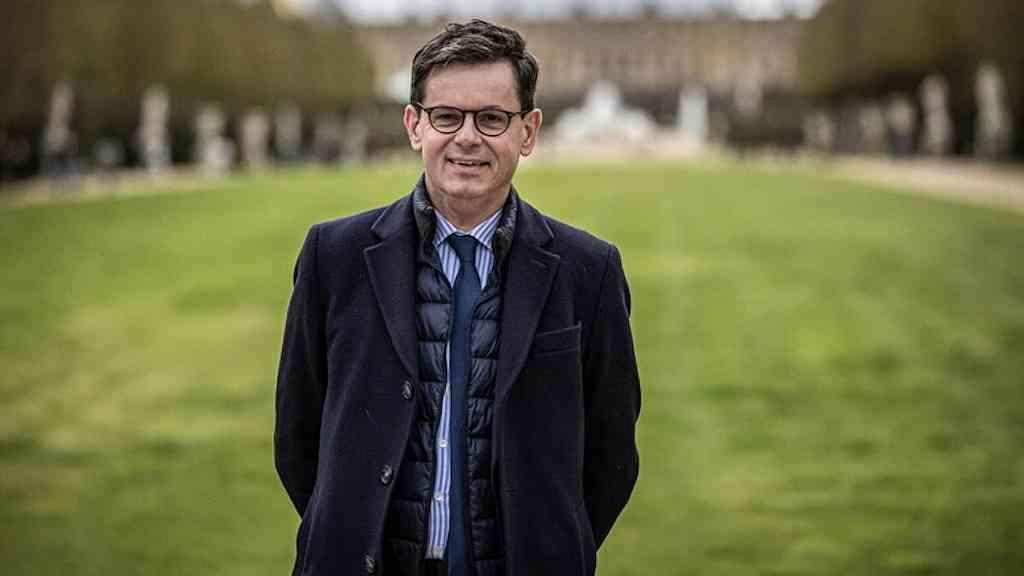 França escolhe novo chefe do Louvre após crise | Christophe Leribault terá desafio de reconstruir imagem do Louvre após assalto milionário