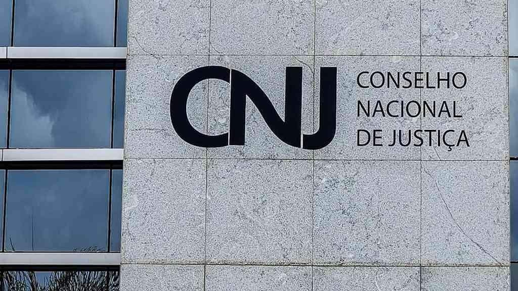 Desembargador revê decisão e condena réu por estupro de menor | Desembargador que absolveu réu por estupro de menina de 12 anos foi denunciado ao CNJ pela AGU e o Ministério das Mulheres