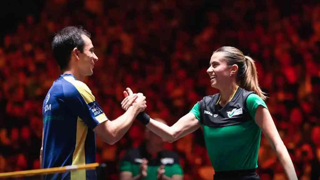 Dupla 'Calderashi' leva o Brasil à final inédita em Singapura | Dupla garante vaga inédita do Brasil na decisão