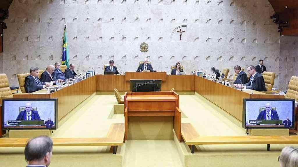 STF suspende leis que barravam linguagem neutra | Supremo libera uso de linguagem neutra em escolas