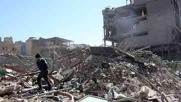 Israel invade Líbano e atinge governo iraniano