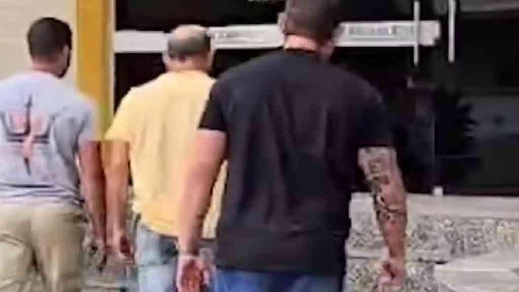 MP mira milícia ligada a ex-vereador em Araruama | O ex-vereador e ex-PM Sergio Egger já havia sido preso em 2025