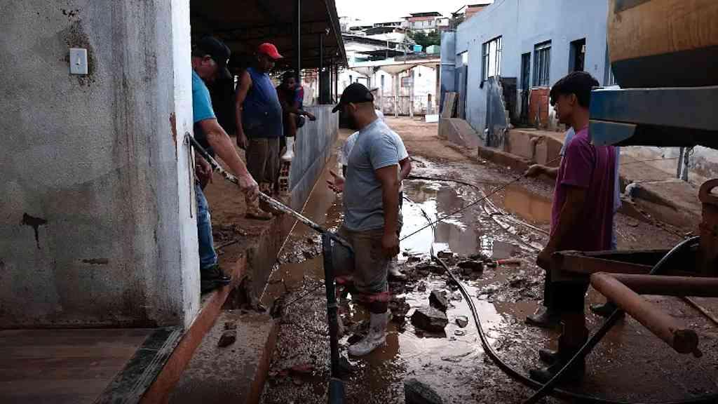 Governo homologa situação de emergência em três Estados | Governo decreta emergência em cidades de Minas Gerais, Rio de Janeiro e São Paulo