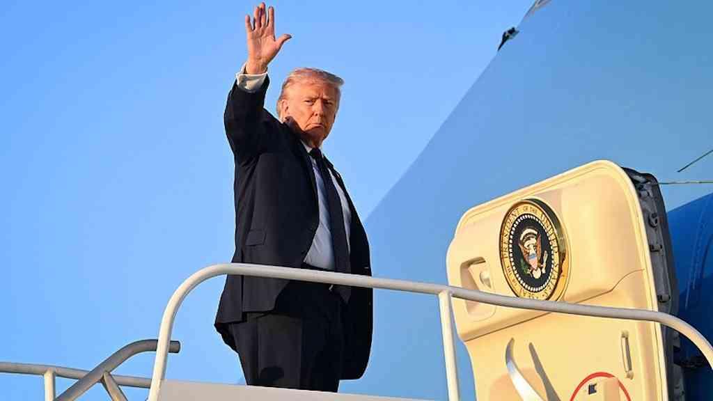 Trump cogita diálogo com o Irã e despista sobre ataque a escola | Presidente Trump voltou a criticar eleição de Mojtaba Khamenei como líder supremo